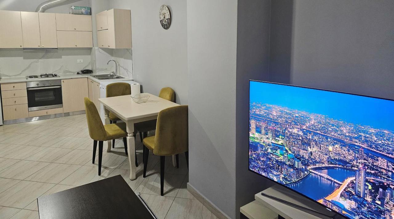 Pleasing Place With Free Parking On Site In Tirana Komuna E Parisit Exteriér fotografie